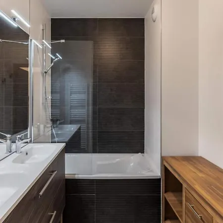 Apartment Silver - B *